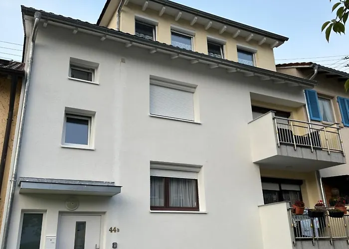 Neue Stilvolle In アパート